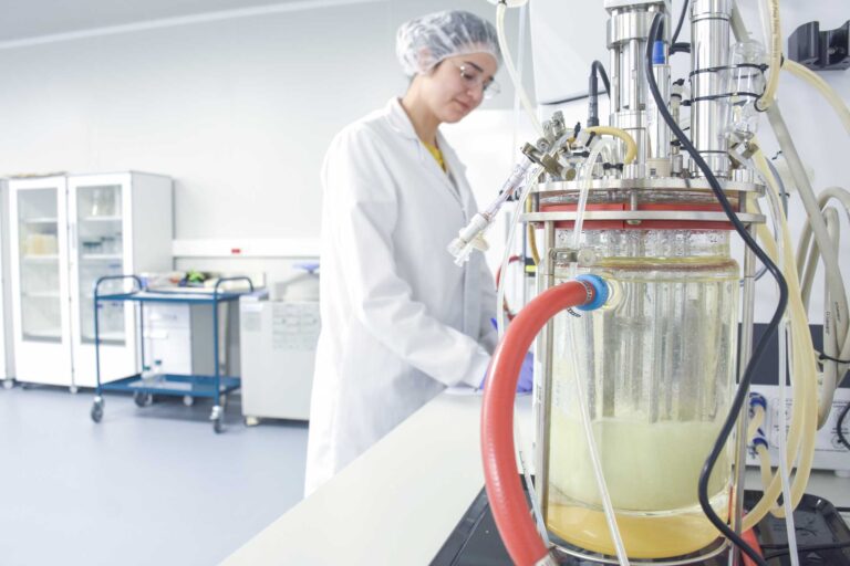 levprot-bioscience-recombinant-protein-expression-production-CDMO